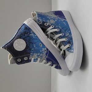 Converse High Top Brand new.